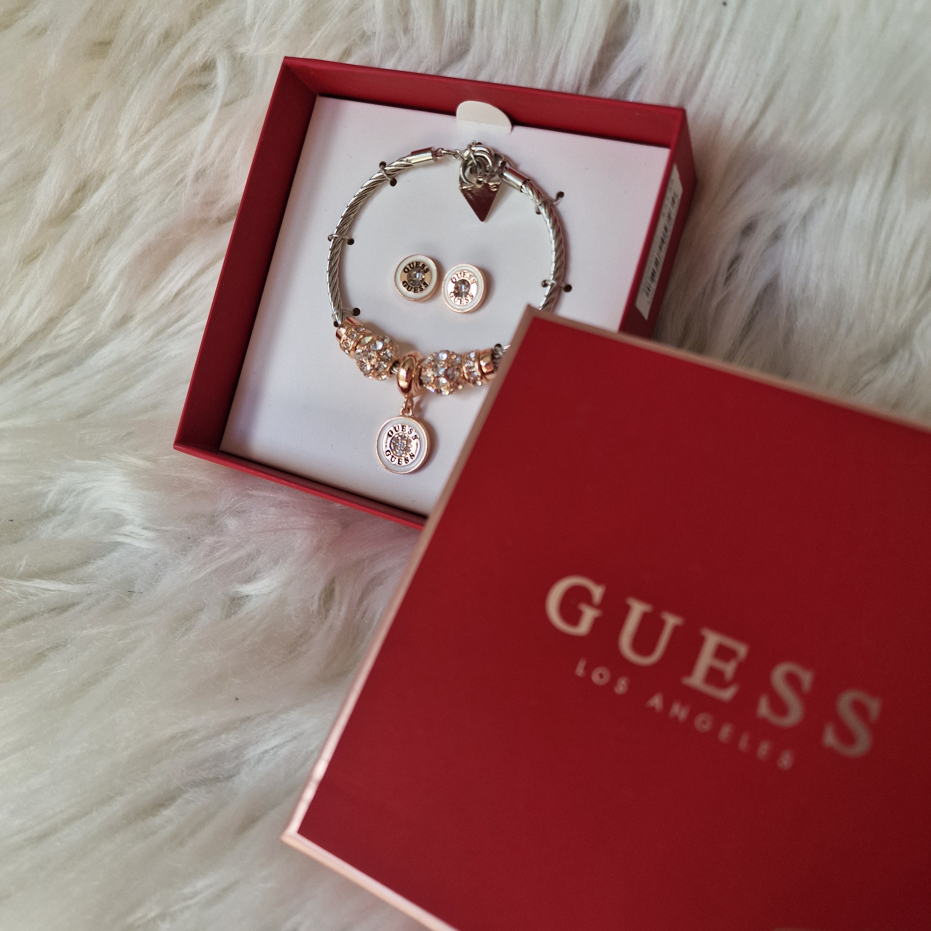 GUESS Bracelet & Earrings A6