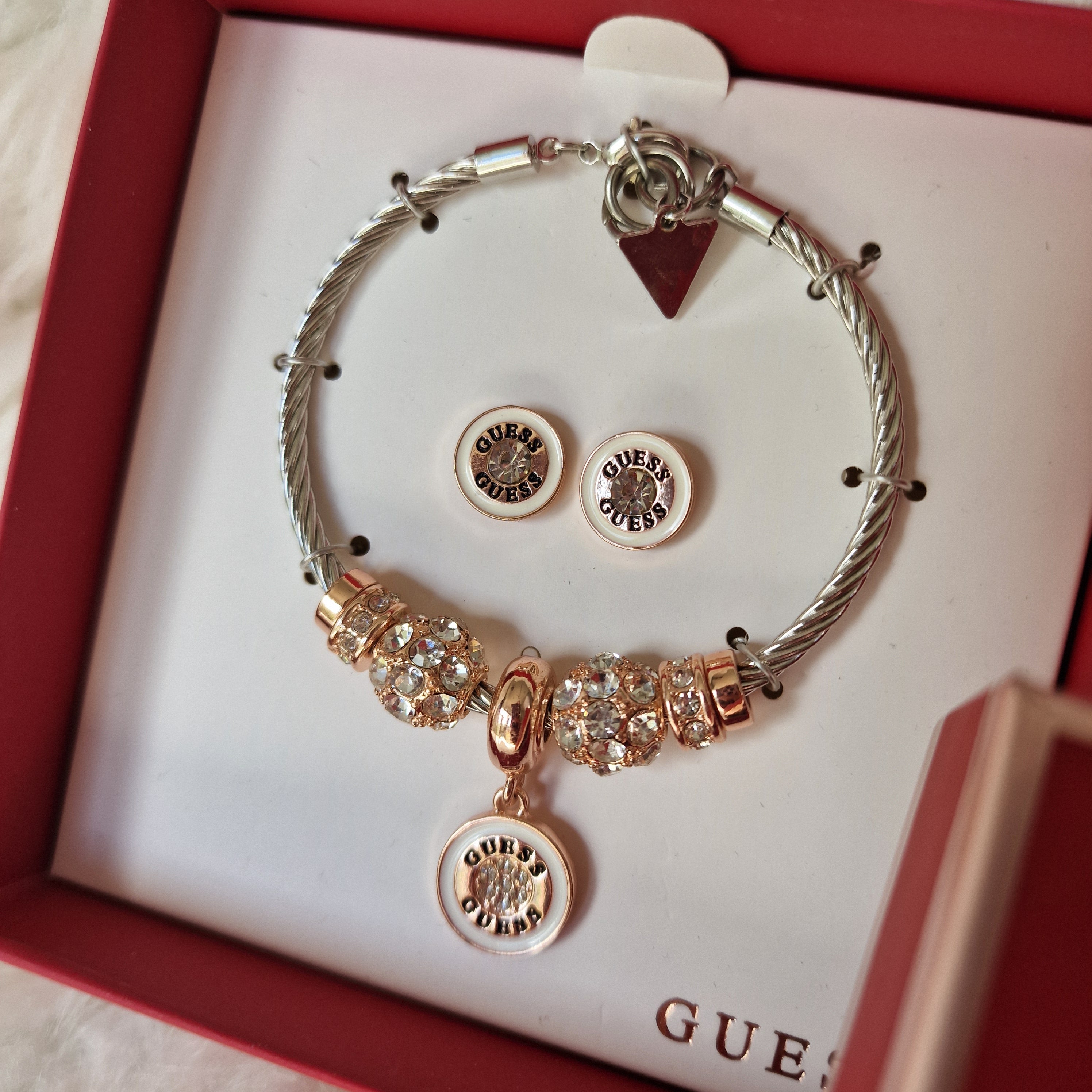 GUESS Bracelet & Earrings A6