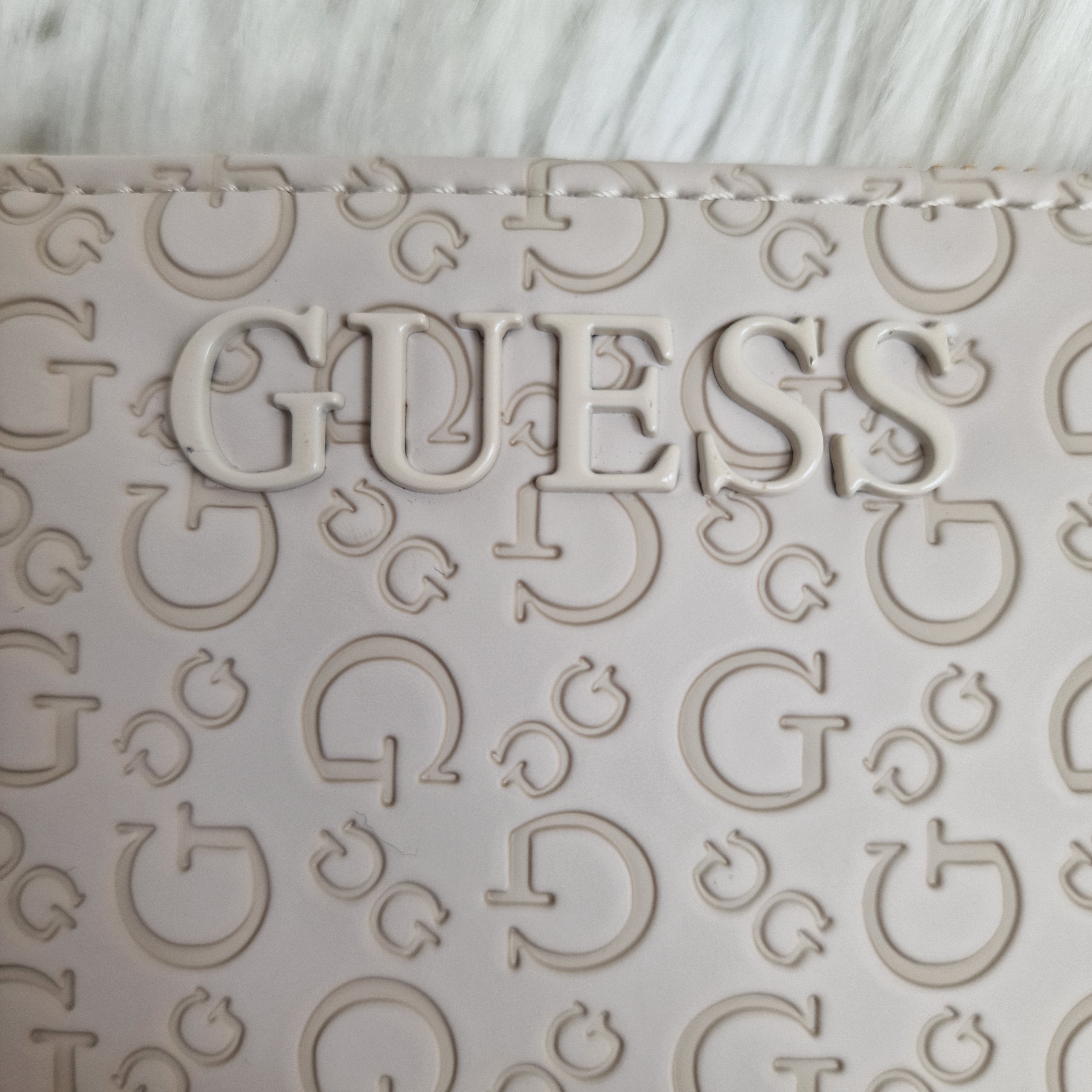 GUESS Wallet / Clutch / Pouch / Purse Coin Organizer