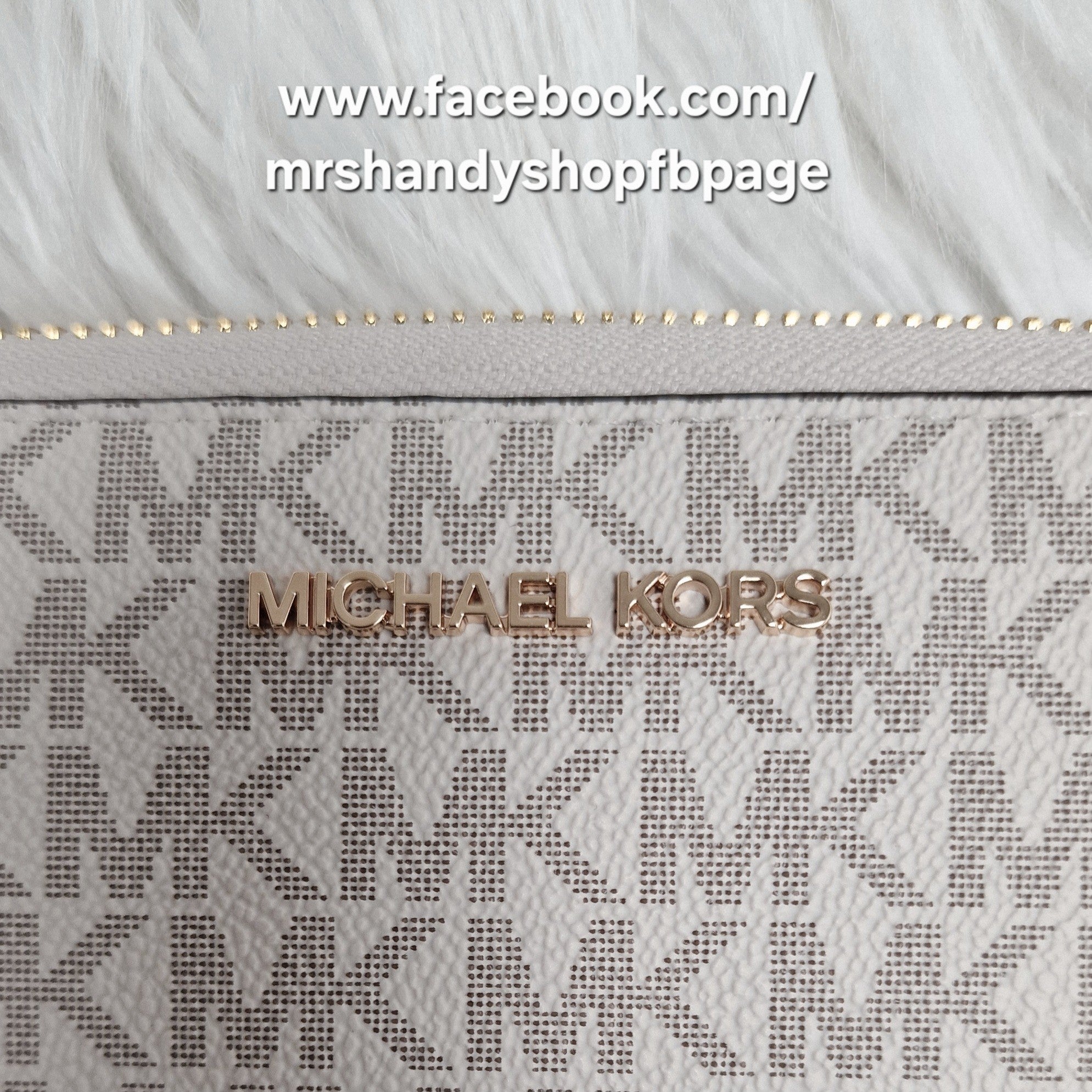 MICHAEL KORS Jet Set Travel Phone Wallet Wristlet A13